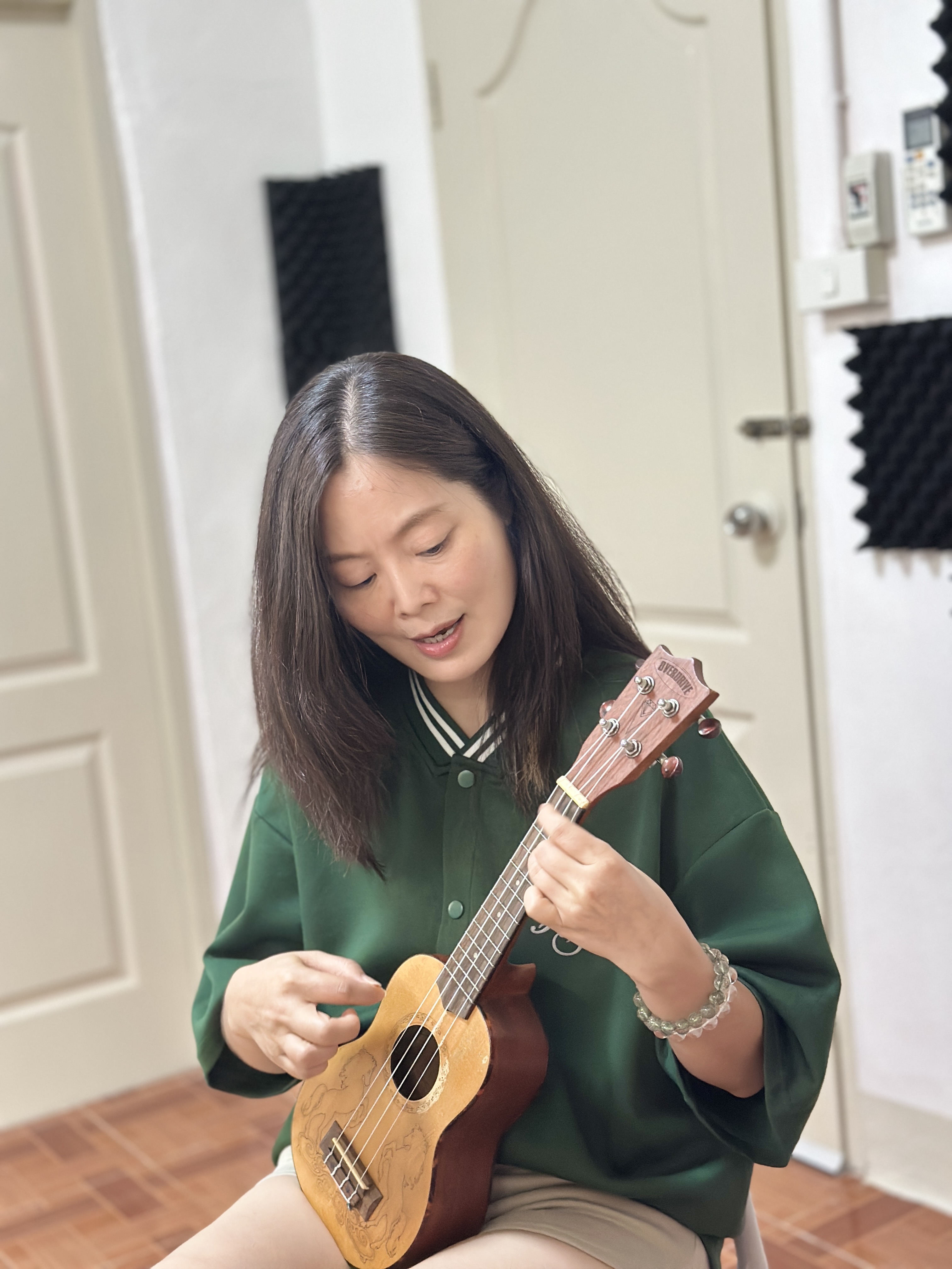 Ukulele class 14